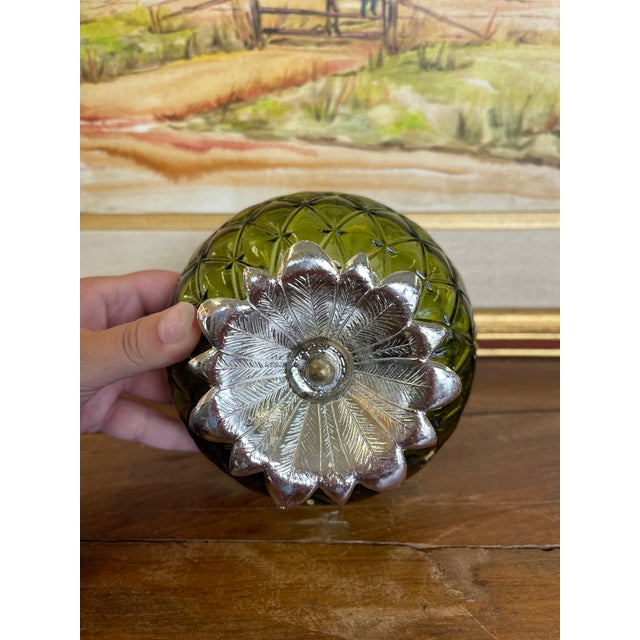 Metal Vintage Green Pressed Glass Bowl With Scalloped Rim and Silver-Toned Floral Base. For Sale - Image 7 of 10
