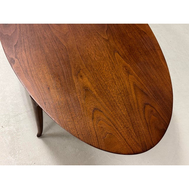 1950s 1950s Refinished t.h. Robsjohn Gibbings for Widdicomb Walnut Oval Coffee Table For Sale - Image 5 of 10