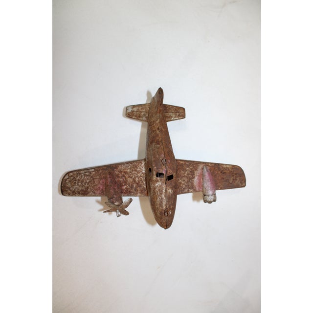 Americana Memorabilia Aircraft Ww2 Twin Engine Toy Planes Set B For Sale - Image 12 of 13