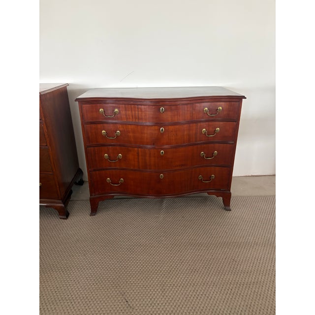 Brown Matched Pair of Georgian Mahogany Serpentine Chests, One Signed Joseph Rawson of Providence, Circa 1790-1810 For Sale - Image 8 of 12