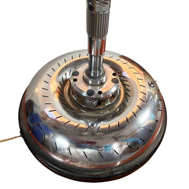 Chrome 1980s Chrome Machine Age Art Deco Style Table Lamp W/ Torque Converter Base For Sale - Image 8 of 10