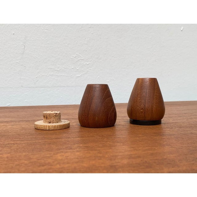 Mid-Century Danish Teak Pepper and Salt Shaker, 1960s, Set of 2 For Sale - Image 15 of 17