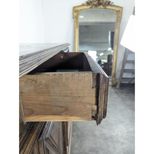 Louis XIV High Buffet in Walnut, 17th Century For Sale - Image 4 of 13