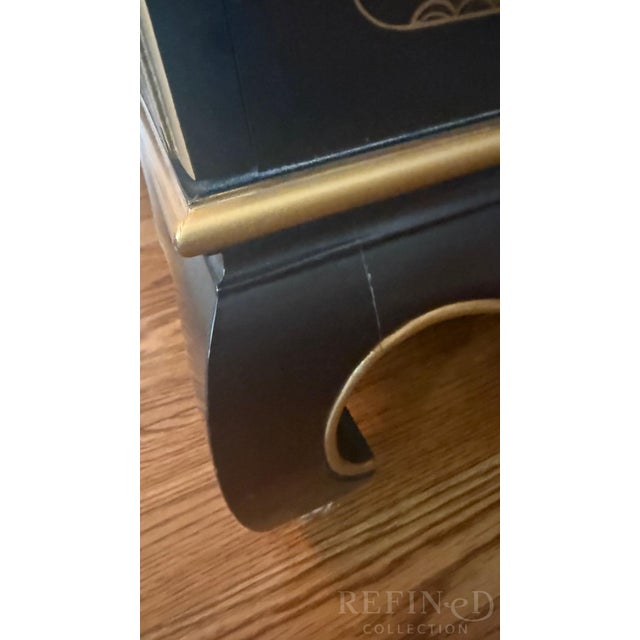 1984 Karges Furniture Hand-Painted Chinoiserie Lacquer Credenza With Asian Chow Legs For Sale - Image 12 of 18