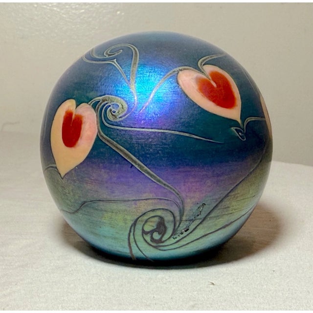 Art Deco Vintage Hand Blown Vandermark Studio Aurene Iridescent Art Glass Paperweight For Sale - Image 3 of 10