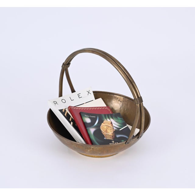 Gold Italian Basket Magazine Rack in Brass, Italy, 1940s For Sale - Image 8 of 18