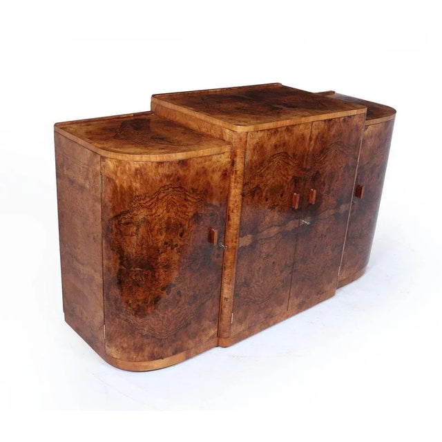 Art Deco English Figured Walnut Sideboard, 1930s For Sale - Image 4 of 18