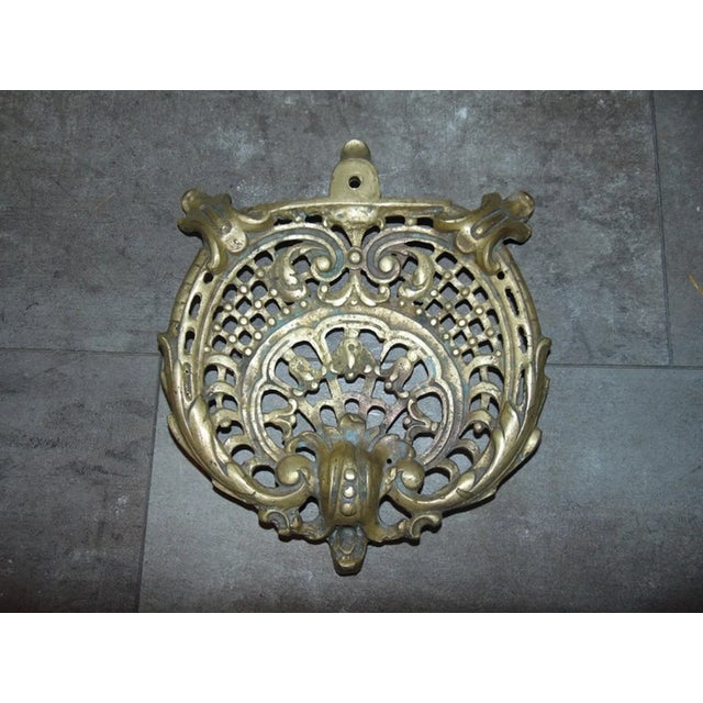 Art nouveau brass base for fruit, dimensions: width 26 cm, depth 22 cm, height 3 cm.
