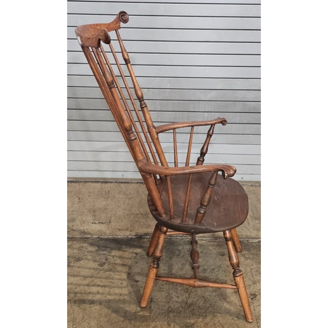 Wood Antique 18th Century Fan Back Windsor Arm Chair Benchmade Carved Knuckles For Sale - Image 7 of 10