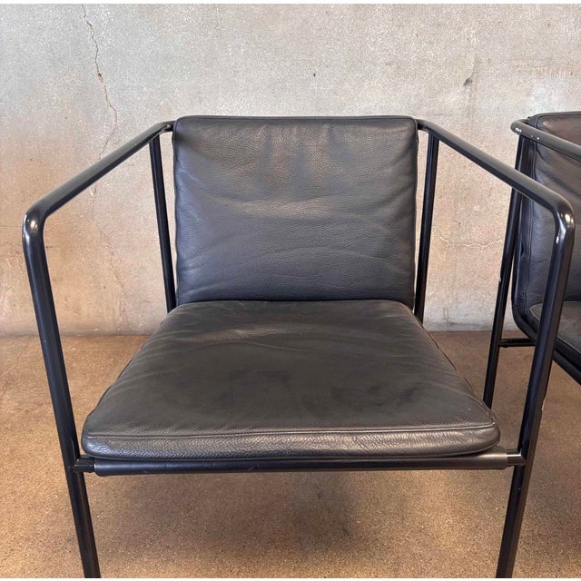 Metal 1990s Pair of Black Leather Brenda Arm Chairs by Antonio Citterio for Flexform #1 For Sale - Image 7 of 12