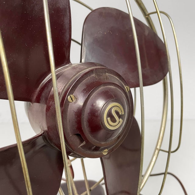 Metal Mid-Century Modern Italian Table Fan by Elettrodomestici San Giorgio, 1960s For Sale - Image 7 of 17