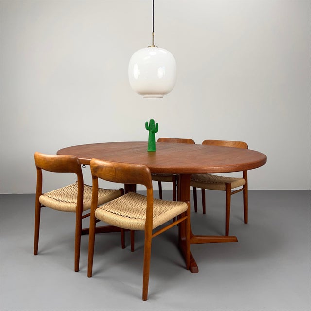 Round Teak Dining Table with Extension by Svend Åge Madsen, 1960s For Sale - Image 4 of 15