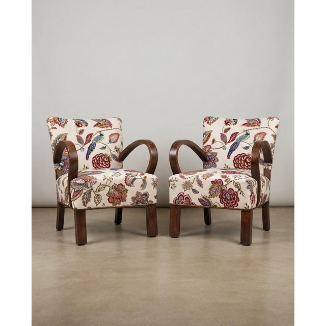 Vintage Hungarian Art Deco Lounge Chairs in Botanical Bird and Floral Pattern Fabric with Wooden Frames, 1930s, Set of 2 For Sale - Image 4 of 4