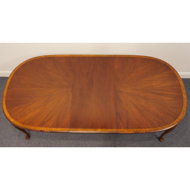 Late 20th Century Hickory Chair James River Mahogany Traditional Style 86″ Oval Dining Table 576 For Sale - Image 5 of 11