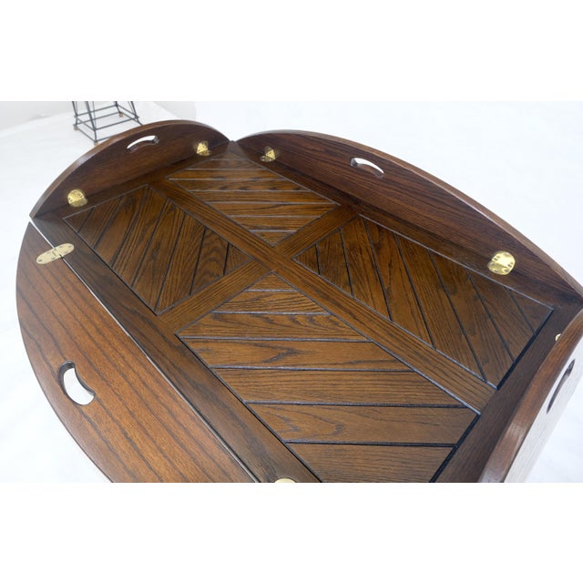 Mid 20th Century Spanish Colonial Turned Legs Drop Leaves Butlers Tray Coffee Table MINT For Sale - Image 5 of 13
