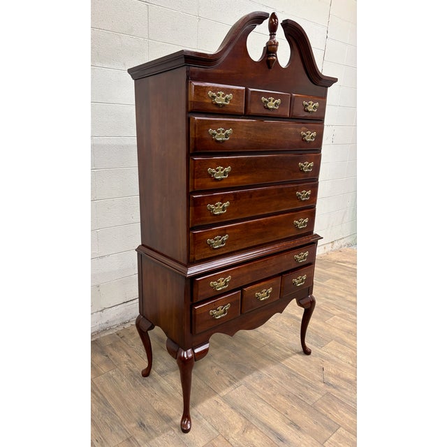 Queen Anne Vintage Lea Traditional Queen Anne Style Highboy Chest For Sale - Image 3 of 14
