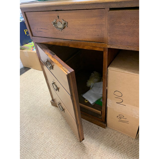 English Late 19th Century Mid-Century Mahogany English Partners Desk For Sale - Image 3 of 11