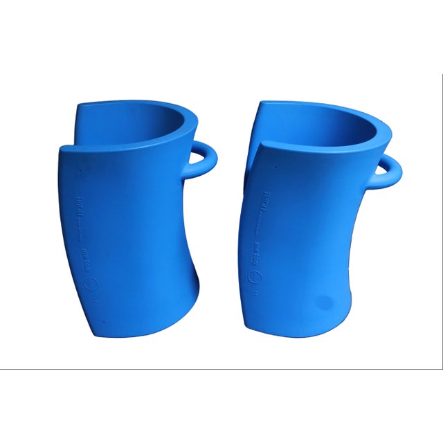2000 - 2009 Pair of Me Too Magis Trioli Electric Blue Children's Play Chairs by Eero Aarnio For Sale - Image 5 of 8