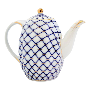 Porcelain 'Cobalt Net' Pattern Teapot