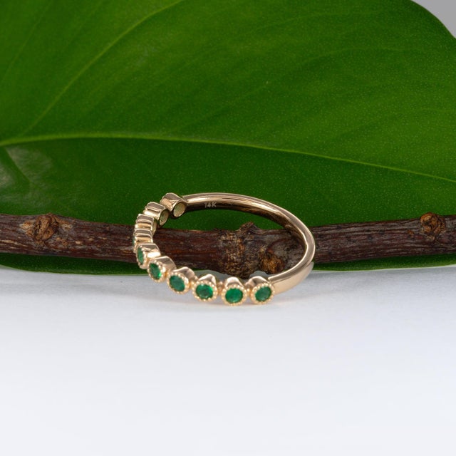 Zambian Emerald Band in Solid 14k Gold – Round Accents – A Timeless Jewelry, Size 6.75 For Sale - Image 10 of 10