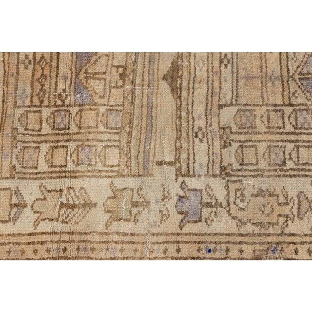 Mid-Century Neutral Tribal Wool Area Rug – Hand-Knotted Neutral Vintage Accent For Sale In New York - Image 6 of 8