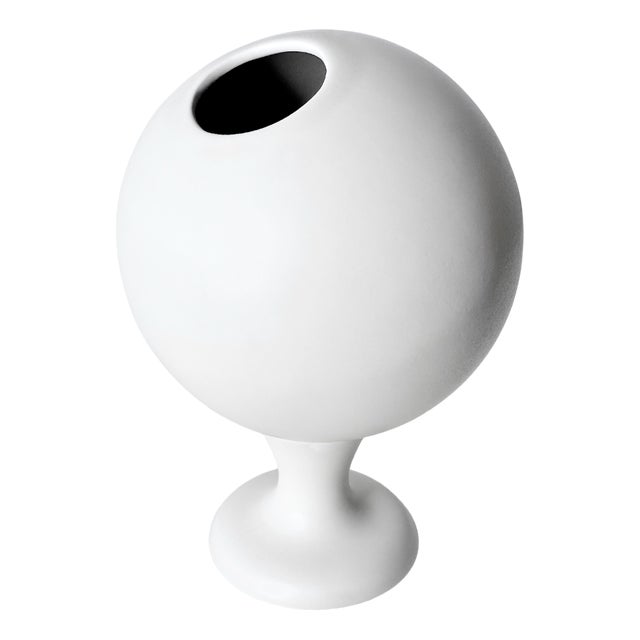 Souvenir_white Matte Vase by Rodrigo Vairinhos For Sale