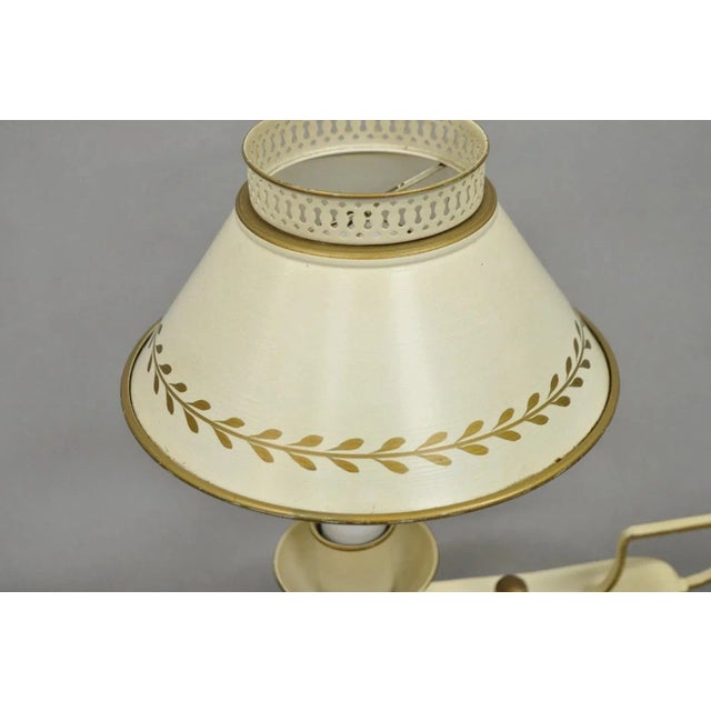 Mid 20th Century Vintage French Country White Gold Small Genie Lantern Tole Bouillotte Desk Lamp For Sale - Image 5 of 11