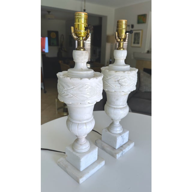 Alabaster Pair of 1950's Italian Neoclassic Alabaster Table Lamps For Sale - Image 8 of 18