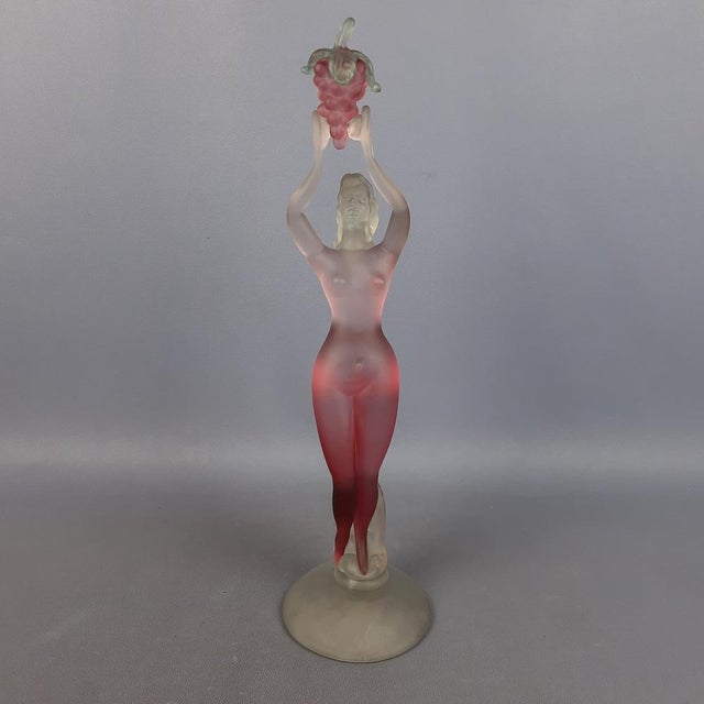 Murano Glass Sculpture of Woman with Bunch of Grapes from Seguso Vetri d'Arte, 1950 For Sale - Image 14 of 14