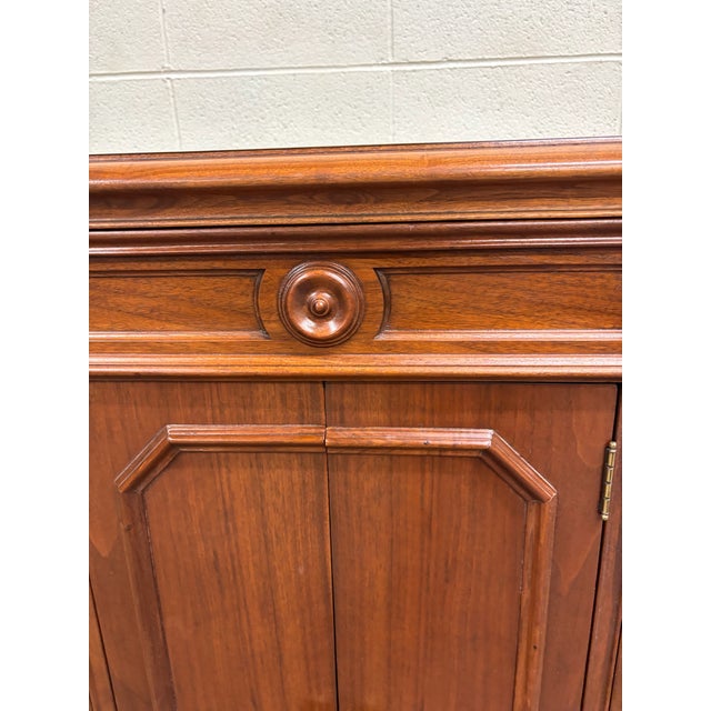 Antique Victor Victrola Orthophonic Floral Carved Walnut Credenza Cabinet For Sale In Kansas City - Image 6 of 17