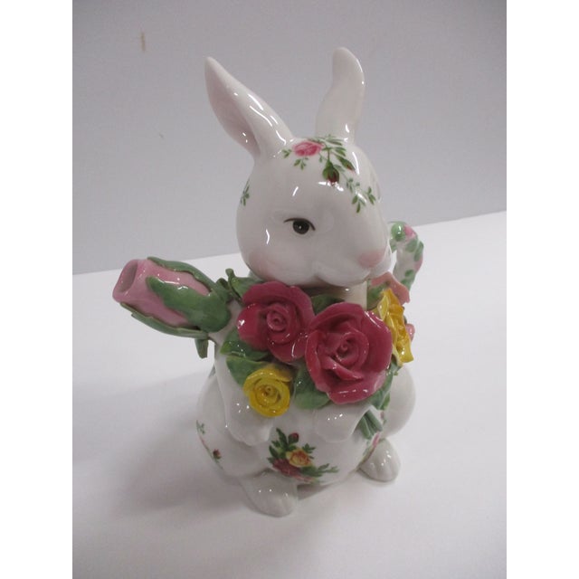 Late 20th Century Royal Albert Rose and Rabbit Tea Pot For Sale - Image 5 of 12