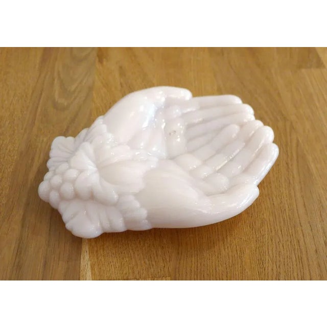 Early 20th Century Hands Cup in Pale Pink Opaline from Westmoreland, Usa, 1890s For Sale - Image 6 of 10