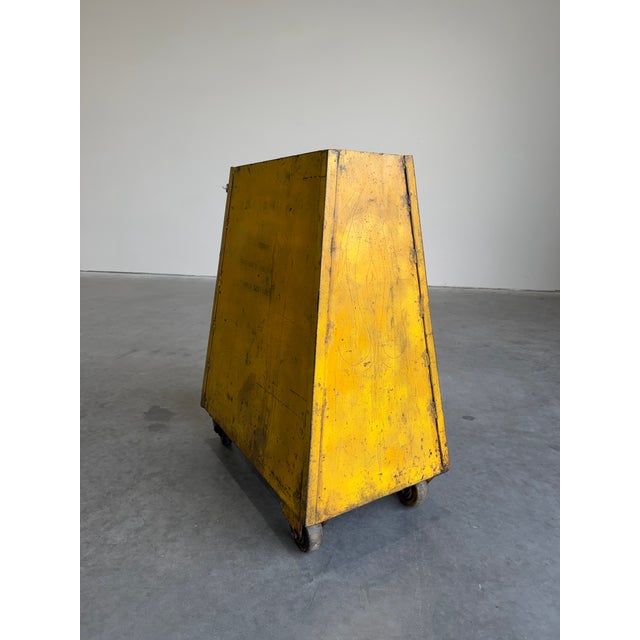 1960s Vintage Industrial Yellow Metal Rolling Cabinet Cart For Sale - Image 5 of 12