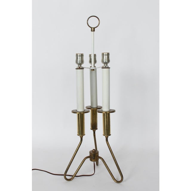 Mid 20th Century Gerald Thurston for Lightolier Style Brass & White Triple Candlestick Table Lamp For Sale - Image 5 of 18