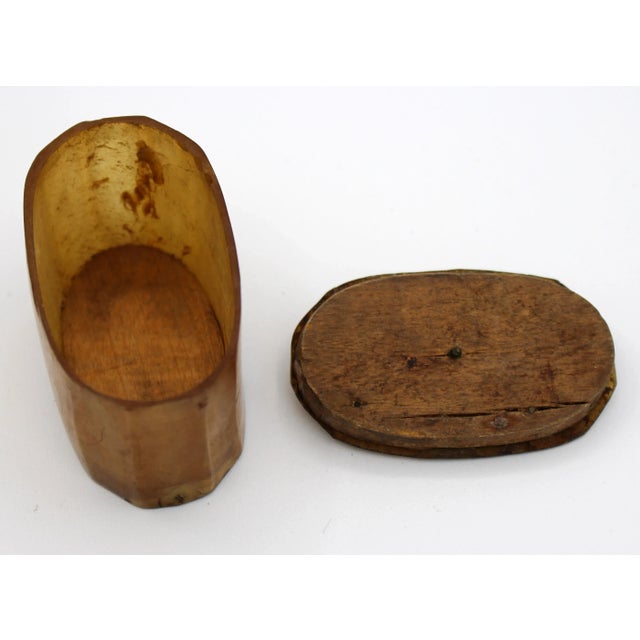 Wood 1800s Snuff Box of Ram's Horn and Wood For Sale - Image 7 of 10
