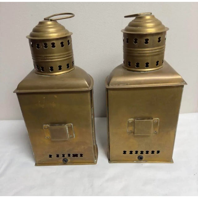 1960s Vintage Nautical Decorative Brass Ship Lanterns, Port and Starboard - a Pair For Sale - Image 5 of 5