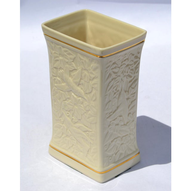 1970s Lenox Hummingbird Rectangle Vase Embossed Fine Ceramic 24k Gold Trim For Sale - Image 18 of 18