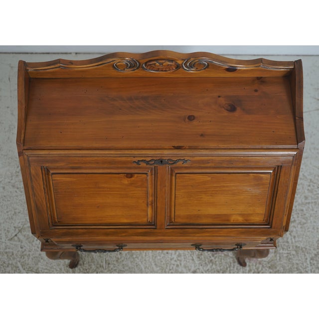 Ethan Allen Country French Pine Slant Front Desk For Sale In Philadelphia - Image 6 of 18