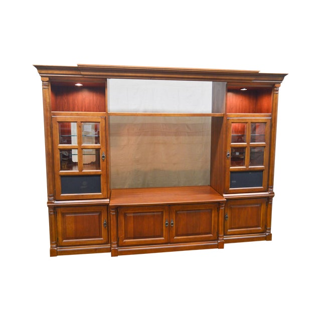 Hooker Furniture Large Cherry Entertainment Tv Unit W Curio