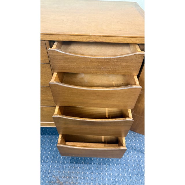 1970s John Stuart Janus Collection Mid-Century Modern Walnut Credenza / Dresser For Sale - Image 11 of 12
