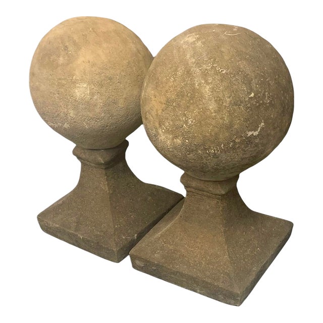 Pair of Vintage Neoclassical Cast Stone Sphere Garden Finials on Pedestal Bases For Sale