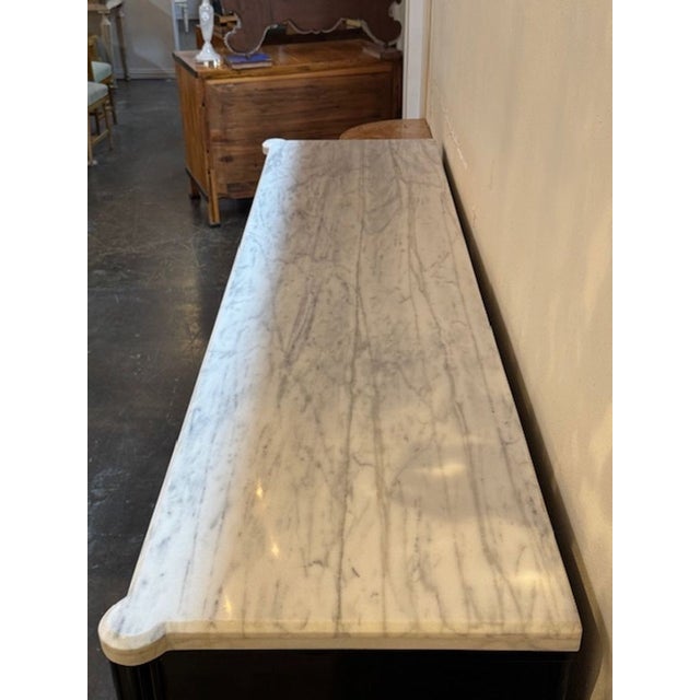 French Mid 20th Century Louis XVI Style Piano Black Sideboard With a Marble Top For Sale - Image 3 of 7