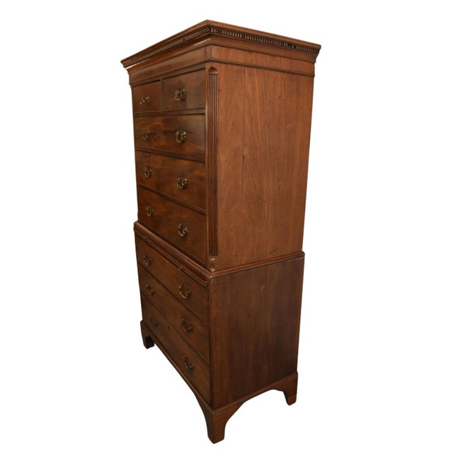 Antique Georgian English Mahogany Chest on Chest, Bracket Feet Pull Out Slide For Sale In West Palm - Image 6 of 10