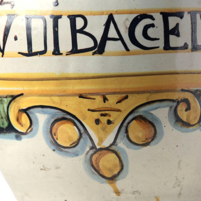Pair of 18th Century Italian Pharmacy Jars For Sale In Wichita - Image 6 of 10