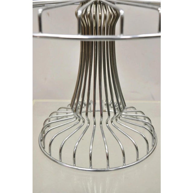 Late 20th Century Vintage Mid Century Modern Chrome Metal Wire Pedestal Pastry Cake Stand For Sale - Image 5 of 7