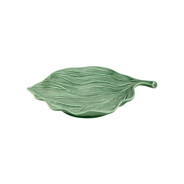 Traditional Pineapple Platter Leaf 14.5" in Green For Sale - Image 3 of 3