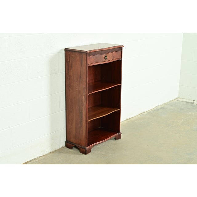 Sligh-Lowry Furniture Co. Sligh Furniture Regency Carved Mahogany Bookcase, Circa 1940s For Sale - Image 4 of 15