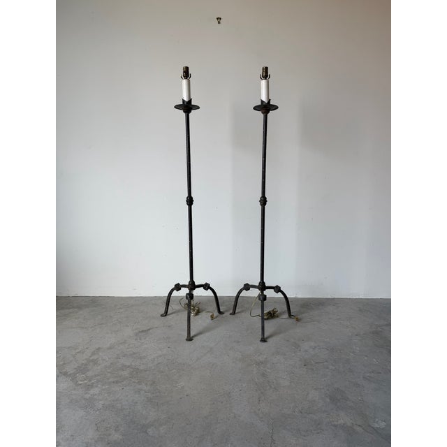 Gothic Vintage Hand-Wrought Iron French Gothic / Spanish Revival Style Tripod Floor Lamps – A Pair For Sale - Image 3 of 12