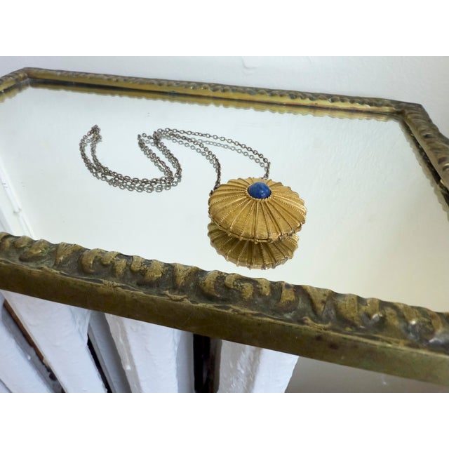 1970s Hollywood Regency Estée Lauder Empire Solid Perfume Pendant Necklace For Sale - Image 4 of 16