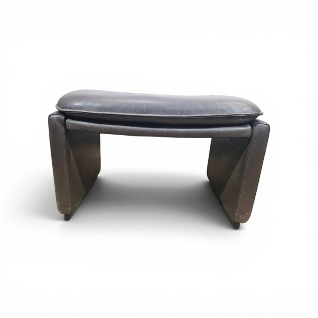Vintage Swiss Leather Pouf from de Sede, 1970s For Sale - Image 3 of 15